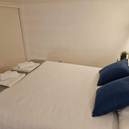 Ferienwohnung Mediodia Chica Apartamento Tipo Loft En La Latina Madrid Exterior foto