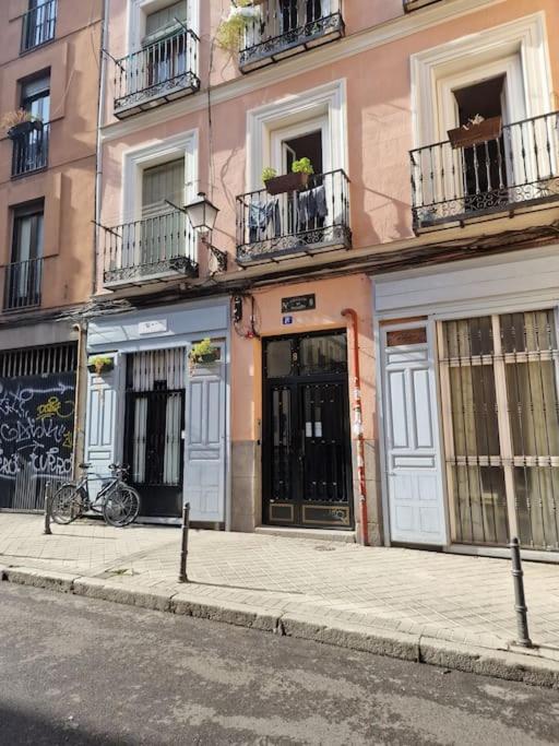 Ferienwohnung Mediodia Chica Apartamento Tipo Loft En La Latina Madrid Exterior foto