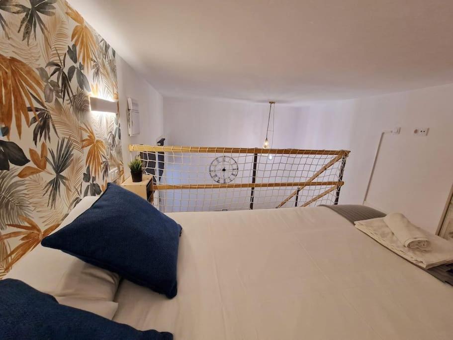 Ferienwohnung Mediodia Chica Apartamento Tipo Loft En La Latina Madrid Exterior foto